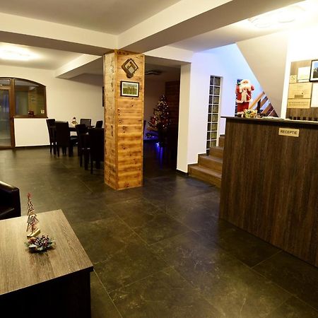 Casa Raisa Buşteni Exterior foto